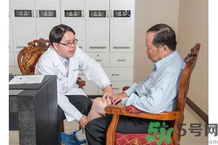 膝蓋痛怎么辦？膝蓋痛如何治療好？