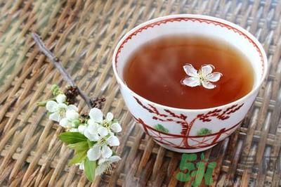 春天喝紅茶好不好？春天喝紅茶還是喝綠茶好呢？