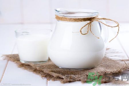 牛奶那個(gè)牌子好？牛奶可以加熱嗎？