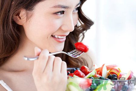 剖腹產(chǎn)后能吃蘋果嗎？剖腹產(chǎn)后能吃什么水果？