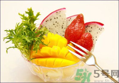 剖腹產(chǎn)后能吃蘋果嗎？剖腹產(chǎn)后能吃什么水果？