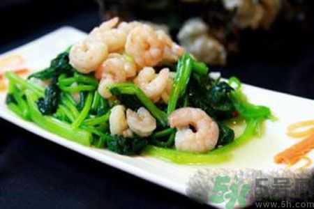 菠菜可以喝豆腐一起吃嗎？菠菜可以喝蝦一起吃嗎？
