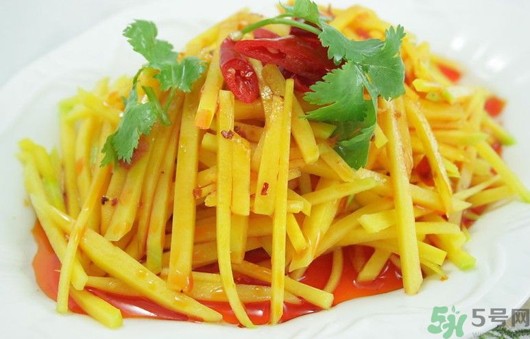 土豆絲和土豆片哪個更好吃？土豆片可以炒什么？