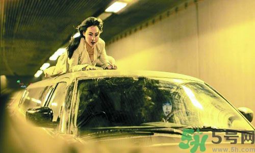 張柏芝為什么失控？張柏芝復出影壇的原因是什么？