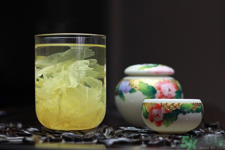 月經期間可以喝牡丹花茶嗎？月經期間和牡丹花茶好嗎？