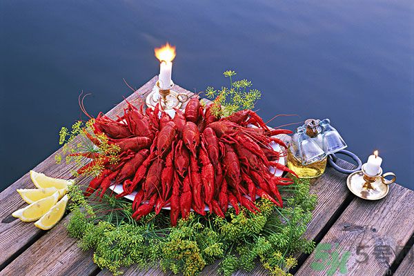 油燜大蝦為什么肉散了？油燜大蝦怎么做肉不散？