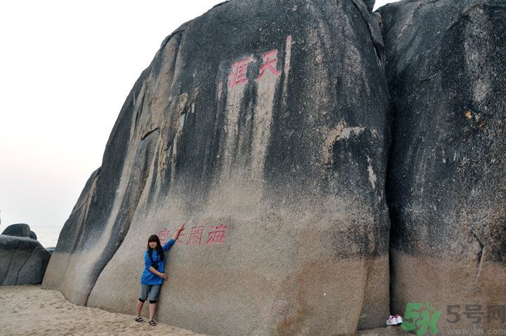 天涯海角附近有什么實惠吃海鮮的餐廳？天涯海角吃海鮮可以去那里？