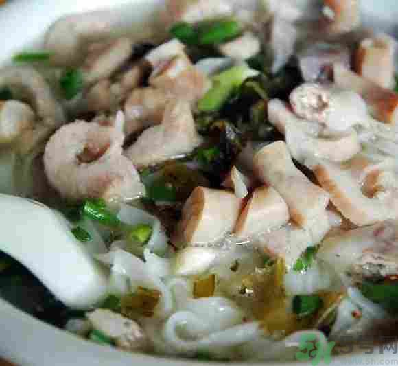 早餐吃面還是包子比較好？早餐吃包子和面健康嗎？