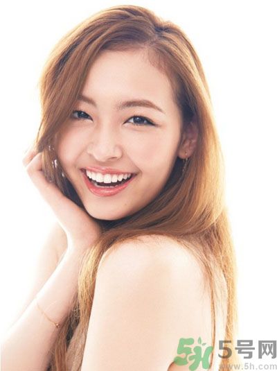 花生可以美白牙齒嗎？怎么用花生美白牙齒？