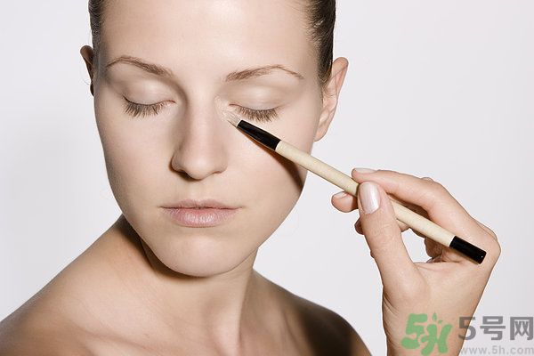 化妝刷如何使用效果好？化妝刷該怎么保養(yǎng)？
