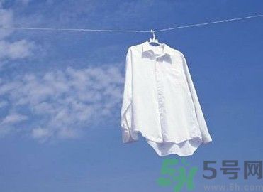白衣服發黃要怎么清洗？白衣服發黃要怎么辦？