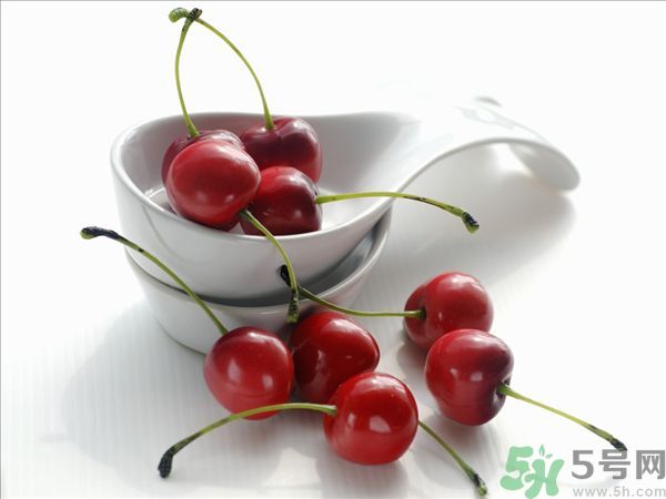 來月經(jīng)能吃櫻桃嗎？經(jīng)期吃櫻桃好嗎？