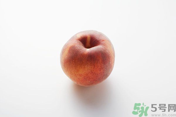 咳嗽能吃桃子嗎？咳嗽吃桃子好嗎？