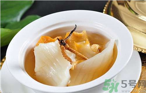 花膠煮后是否一定變成凍膠？花膠煮出來是什么顏色？