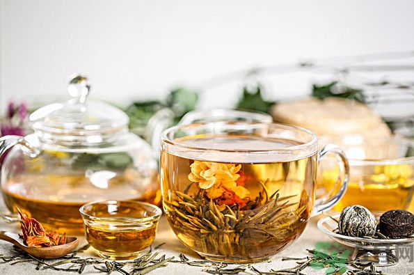 茉莉花綠茶加苦瓜能減肥嗎？茉莉花和苦瓜泡水喝嗎？