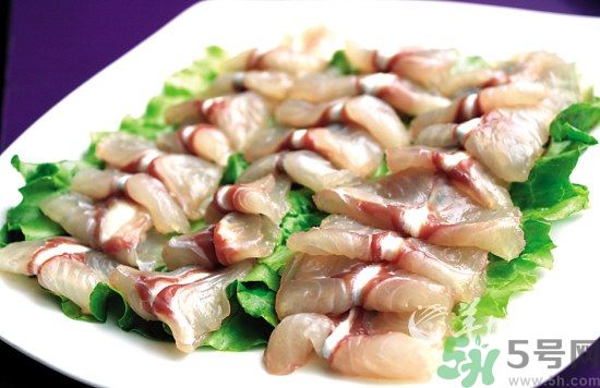 油燜干魚(yú)怎么做的？干魚(yú)怎么炒好吃？