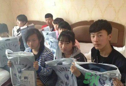 初中生全體甲醛中毒是怎么回事？初中生全體甲醛中毒是哪個(gè)學(xué)校？