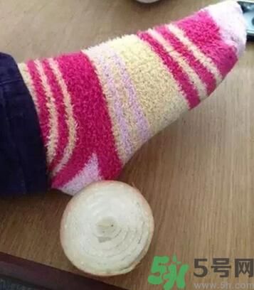 發燒可以吃洋蔥嗎？發燒能吃洋蔥嗎？