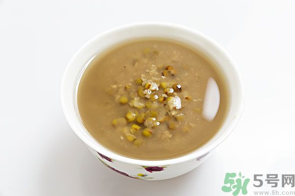 綠豆煮出來為什么是紅色的？怎么煮綠豆湯不發紅？