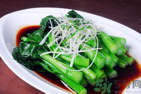 夏天哪些菜不能隔夜吃？吃了隔夜菜會怎樣？