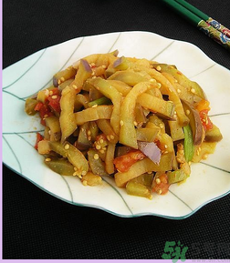 炒茄子發黑怎么辦？炒茄子怎么才能不發黑？
