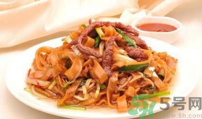 涼皮和河粉有什么區別？涼皮和河粉哪個更有營養？