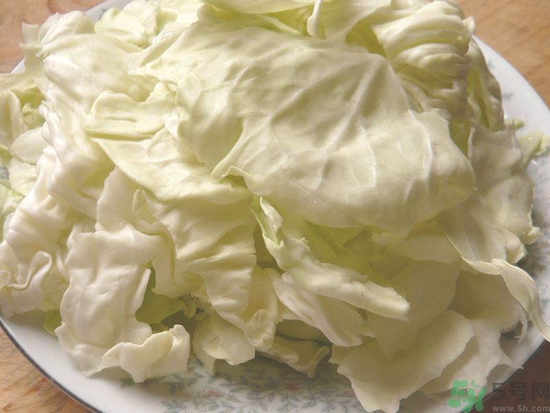 包菜榨汁要加水嗎？包菜汁怎么做？