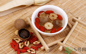 山楂紅棗一起泡水喝好嗎？山楂紅棗一起泡水喝有什么好處？