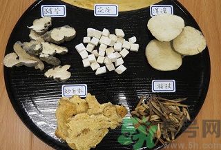 吹空調關節痛怎么辦？夏天吹空調體內濕氣重怎么辦