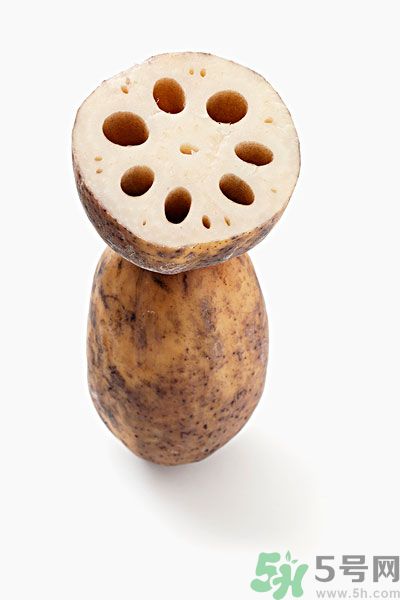 蓮藕里面的泥怎么清理？蓮藕里面的泥巴怎么洗？