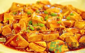 豆瓣醬的做法？豆瓣醬和黃豆醬的區別？