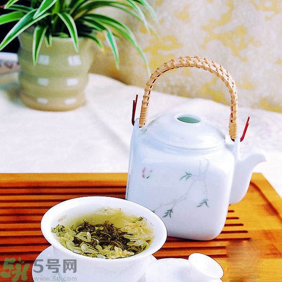 痛風(fēng)可以喝茉莉花茶嗎？痛風(fēng)喝茉莉花茶好嗎？