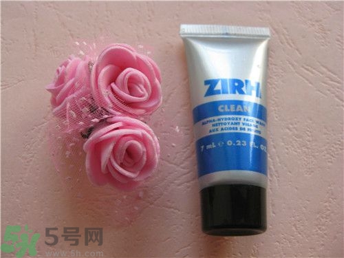 ZIRH仕顏果酸潔顏啫喱使用方法？仕顏果酸潔顏啫喱使用心得