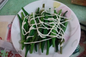 夏天秋葵怎么做好吃？秋葵在夏天怎么做？