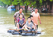 在雨水中走路容易得什么病？在雨水中走路有什么危害？