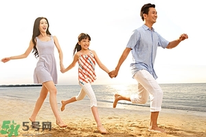 第一次來月經(jīng)能游泳嗎？經(jīng)期不適怎么緩解？