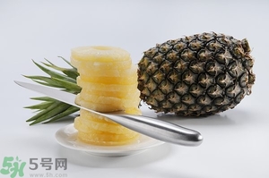 早上起來吃菠蘿好嗎？早餐吃菠蘿好嗎？