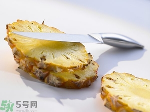 早上起來吃菠蘿好嗎？早餐吃菠蘿好嗎？
