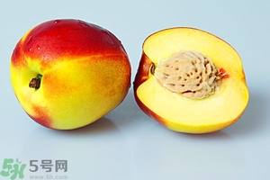 吃桃子會長胖嗎？桃子吃多了會長胖嗎？