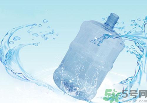 礦泉水和純凈水的區(qū)別是什么？礦泉水和純凈水哪個好？