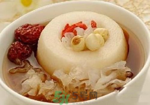 冰糖雪梨要去核嗎？燉冰糖雪梨要去核嗎？