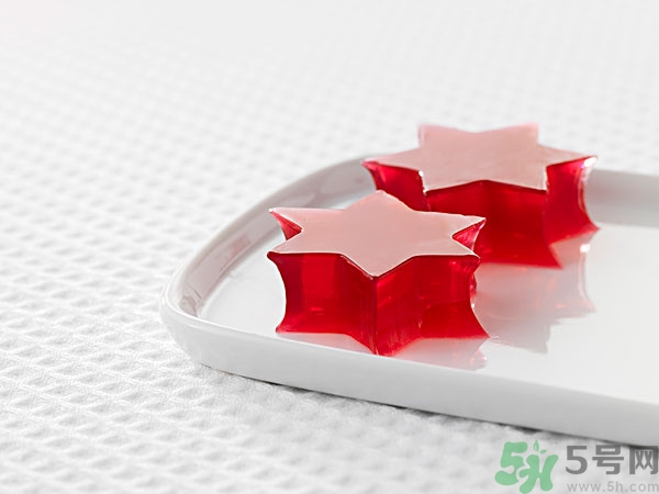 果凍吃了會(huì)胖嗎？果凍的熱量高嗎？