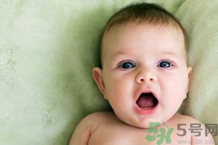 寶寶口腔潰瘍怎么辦？治療寶寶口腔潰瘍方法有什么？