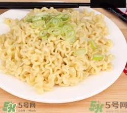三養火雞面怎么吃?三養火雞面食用方法