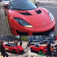 李鐘碩開的什么車？姜哲開的什么車？