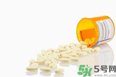 老年人補鈣吃哪種鈣片好？老年人如何選購補鈣產(chǎn)品？
