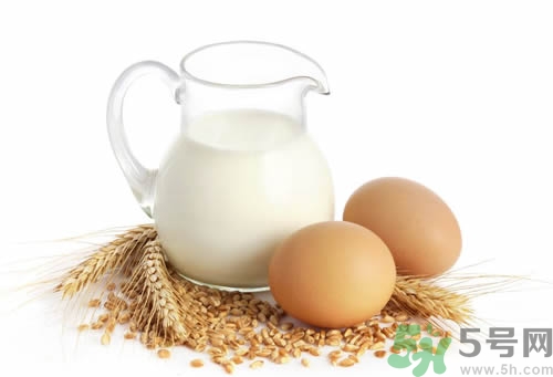 懷孕一個(gè)月吃什么對胎兒好？懷孕一個(gè)月的癥狀？