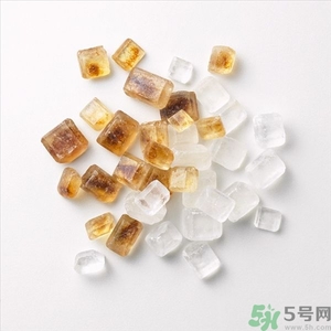 黃冰糖和白冰糖哪個好?黃冰糖和白冰糖的區別