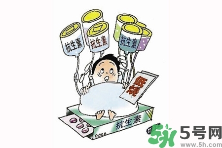 濫用抗生素會導致免疫力下降嗎？?濫用抗生素會出現(xiàn)什么癥狀？