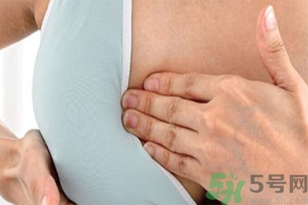 哺乳期乳房有硬塊疼痛怎么辦？如何預(yù)防哺乳期乳房有硬塊？